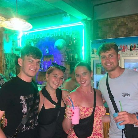 Blanco Central ピピ島 エクステリア 写真